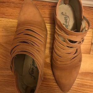 Nordstroms- Free People tan, suede ankle booties